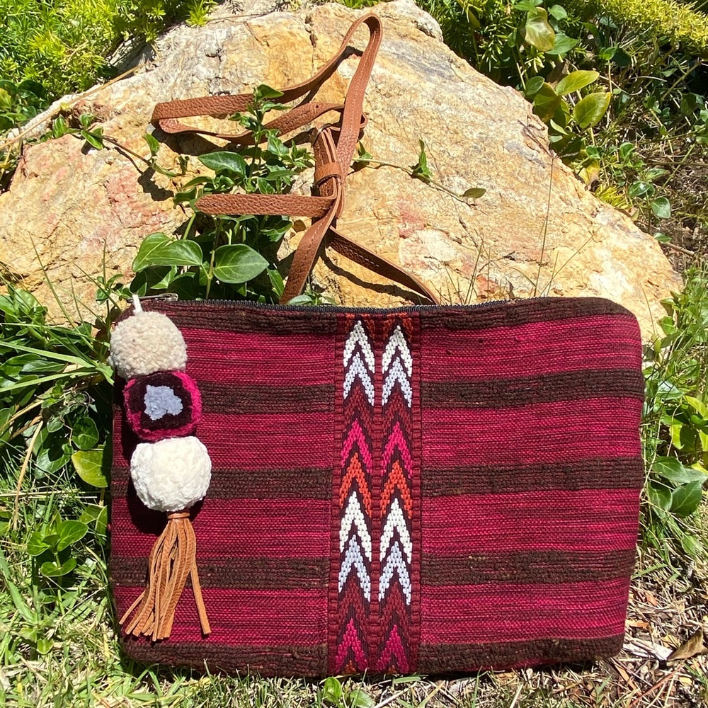 Mercado Global Rosenda cross body purse